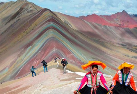 Montaña de 7 Colores Montaña de 7 Colores