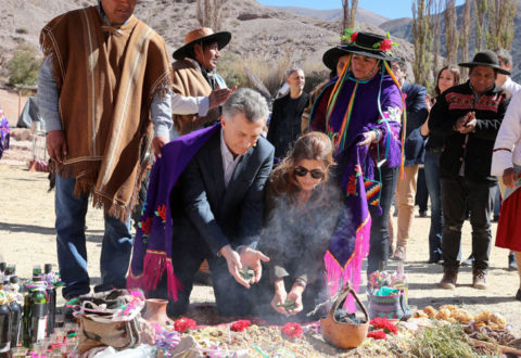 Ofrenda a la Pacha Mama Ofrenda a la Pacha Mama
